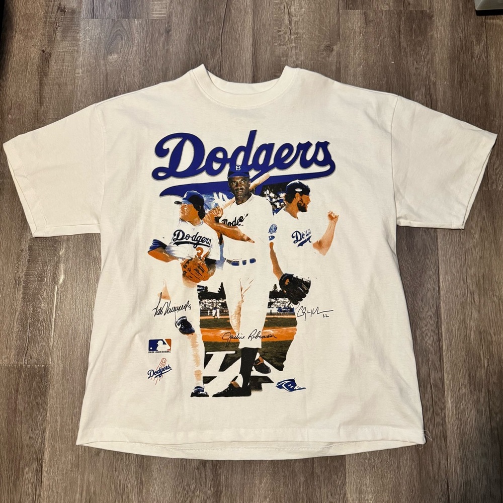 White Dodgers Graphic T-Shirt